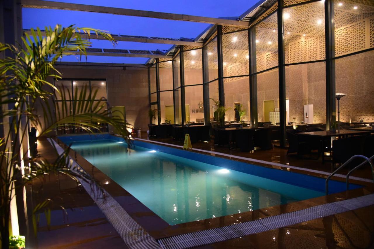 Ramaya Hotel Rohtak Dış mekan fotoğraf
