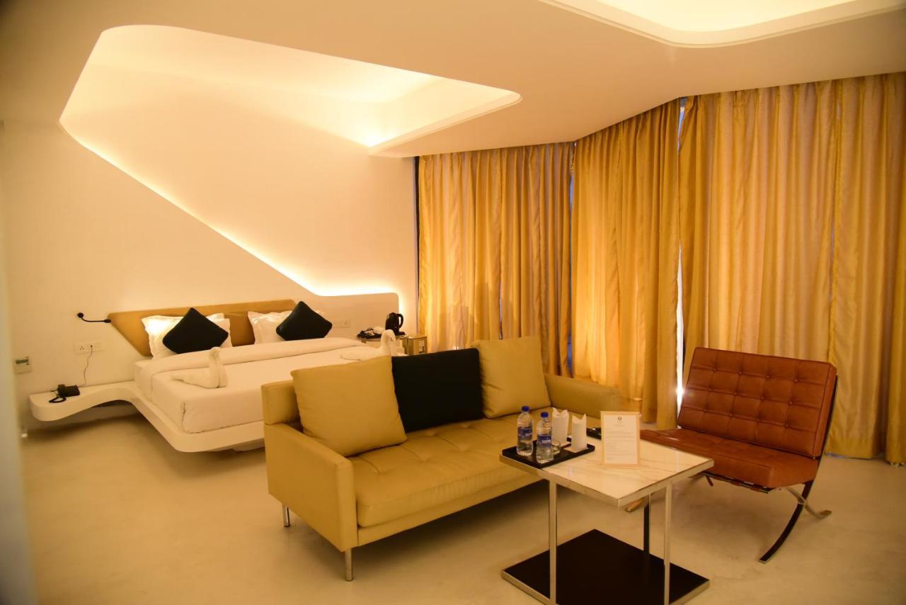 Ramaya Hotel Rohtak Dış mekan fotoğraf