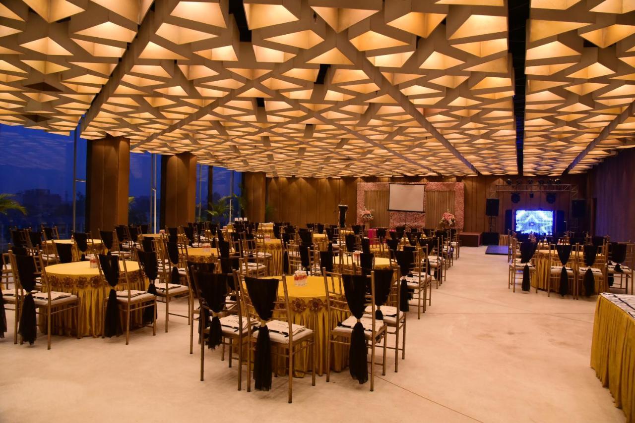 Ramaya Hotel Rohtak Dış mekan fotoğraf