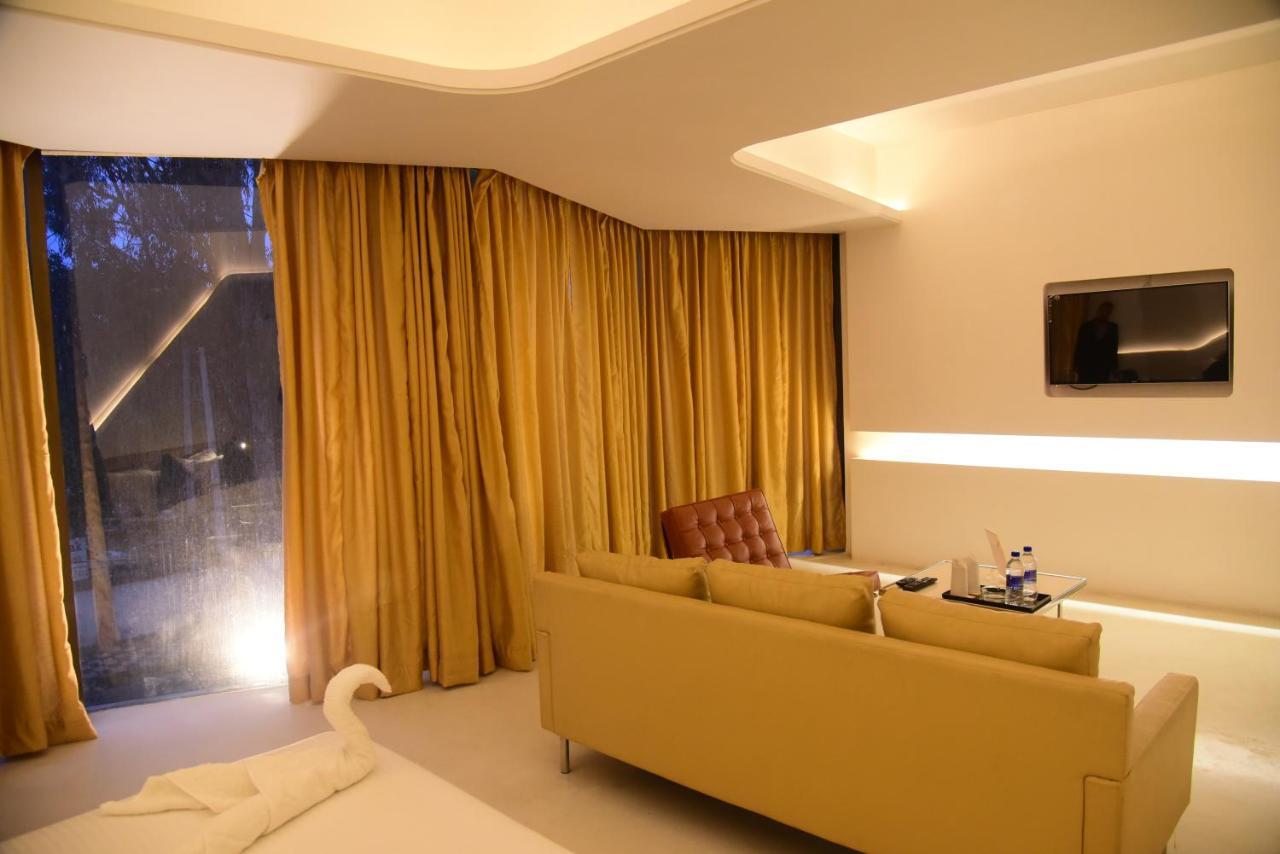 Ramaya Hotel Rohtak Dış mekan fotoğraf